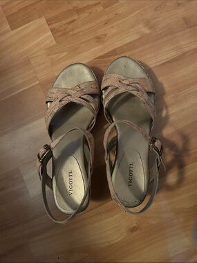 Vigotti Cork-Pattern Crossband Wedge Sandals in Beige